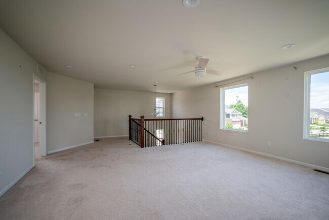 Building Photo - 2825 Dillon Dr