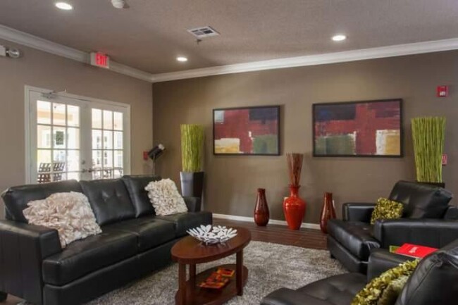 Building Photo - 2 bedroom in Austin TX 78748