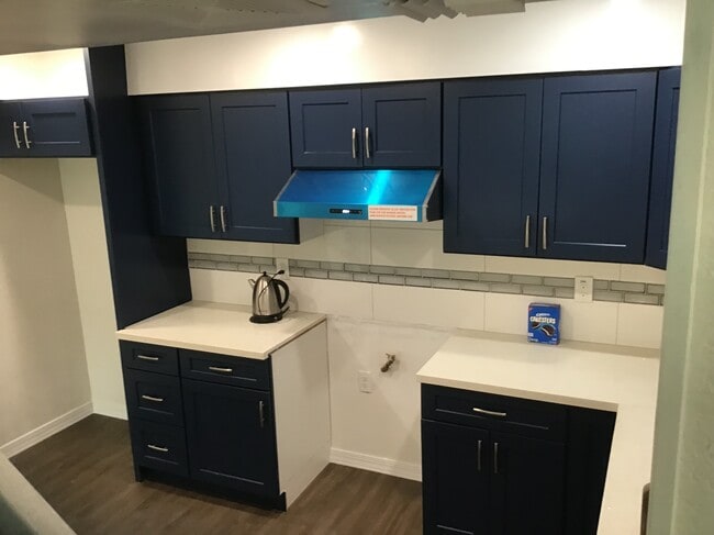 Kitchen - 3347 Puente Ave