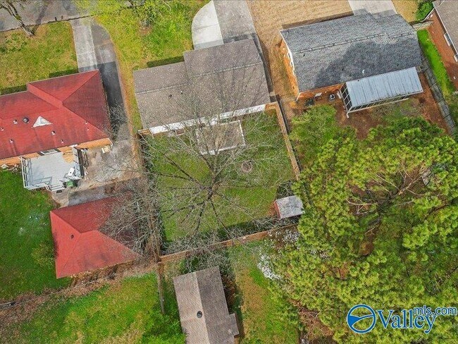 Building Photo - 315 Jack Coleman Dr NW