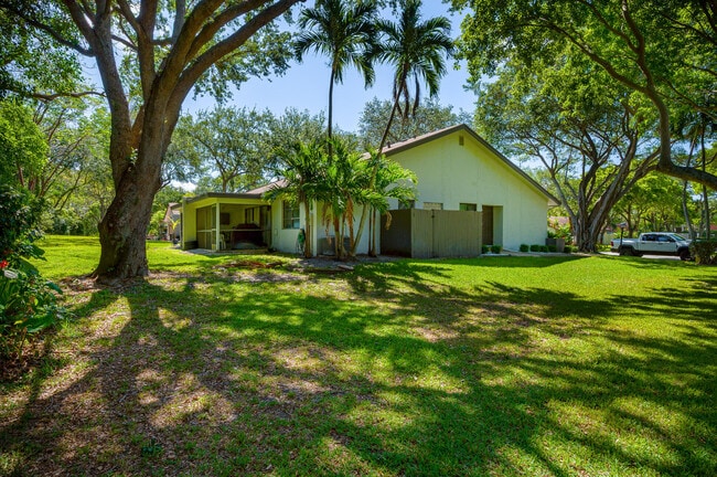 Building Photo - 3811 Arelia Dr