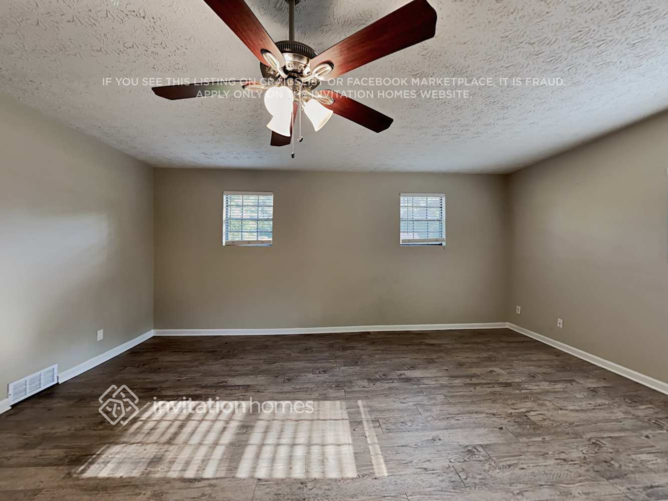 Building Photo - 125 Trace Dr