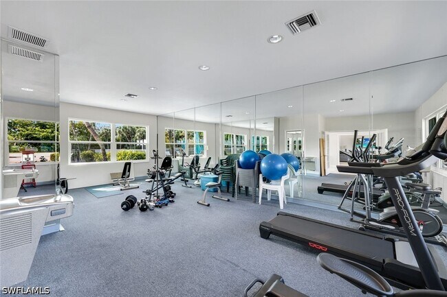 Building Photo - 2110 Cay Lagoon Dr