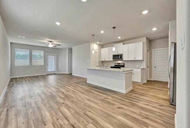 Building Photo - 9848 Sweet Flag Ct
