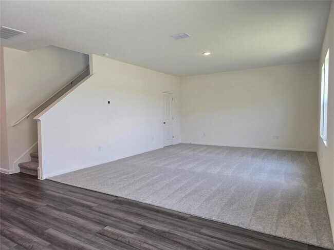 Building Photo - 109 Elijah St