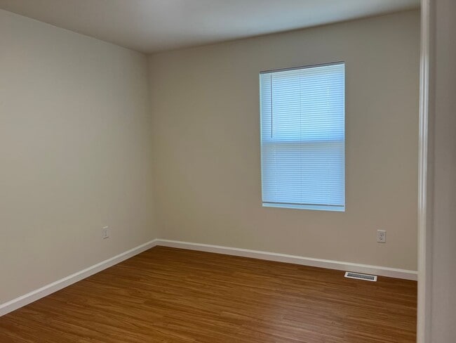 Building Photo - Brand new home 4 Bedrooms 2 baths