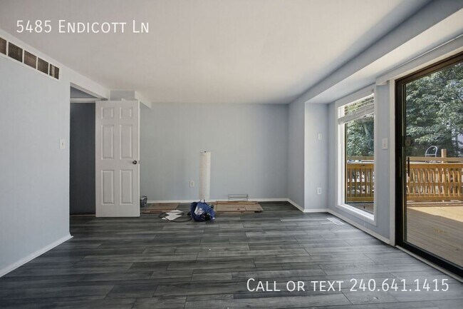 Building Photo - 5485 Endicott Ln