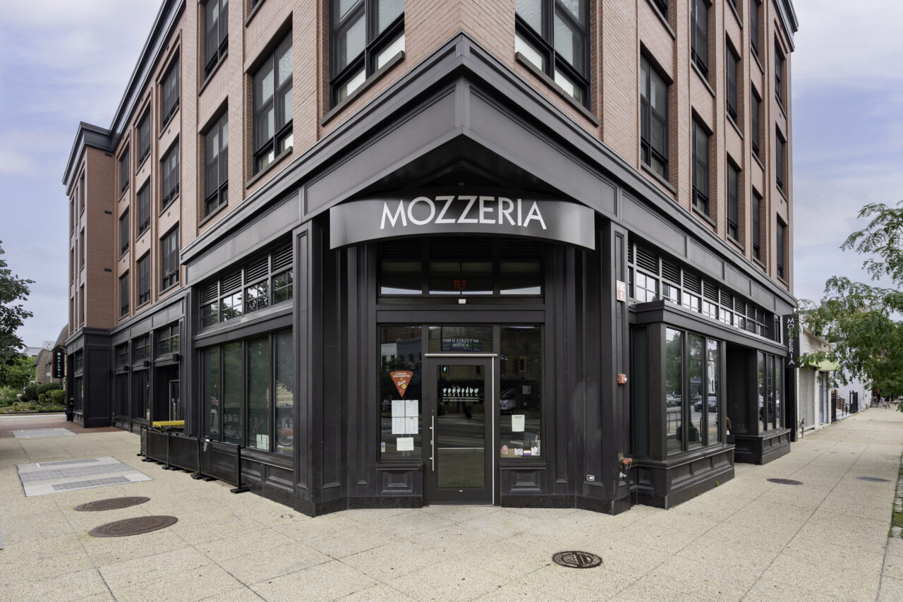 Building Photo - 771 18th St NE