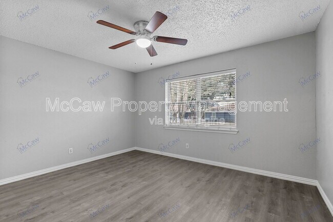 Building Photo - 4300 Segura Ct N