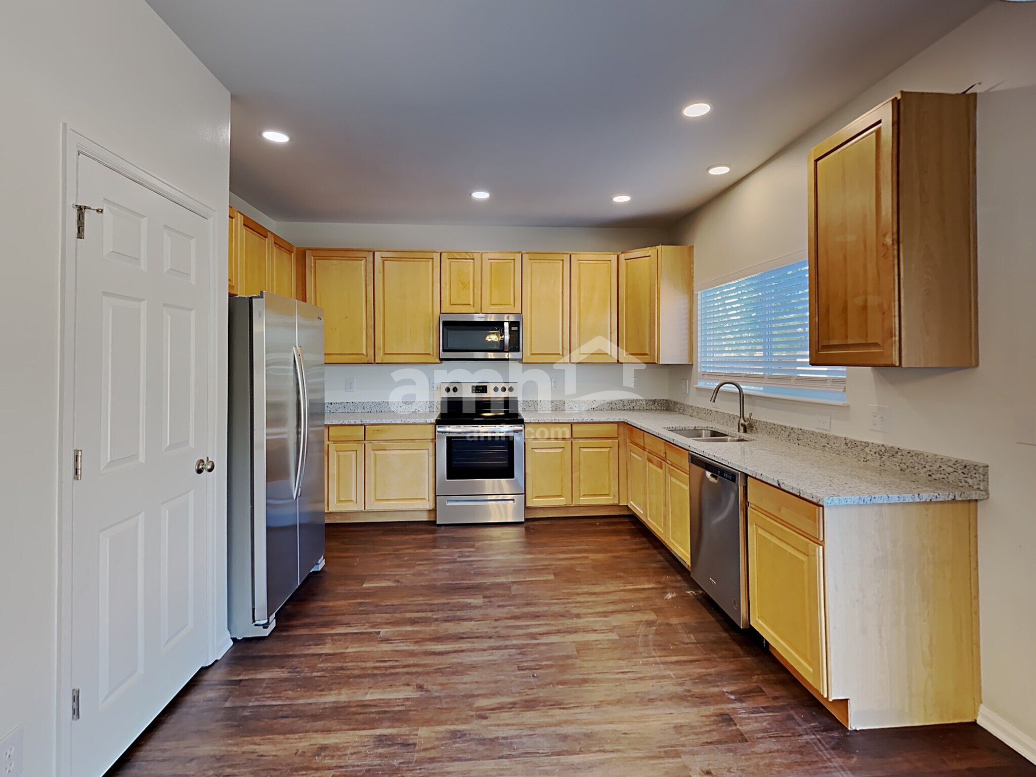 Building Photo - 4990 Hawk Meadow Dr