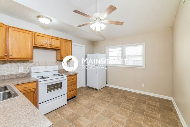 Building Photo - 7111 Nathan Hale Way