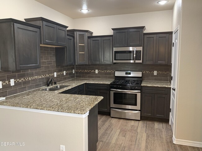 Building Photo - 14360 John Scagno