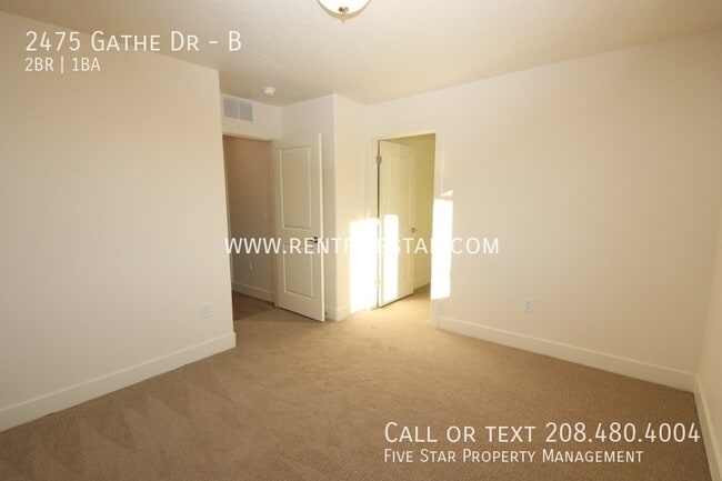 Building Photo - 2475 N Gathe Rd