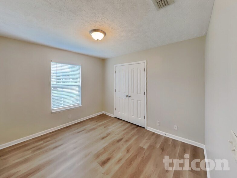 Building Photo - 1224 Ballater Dr