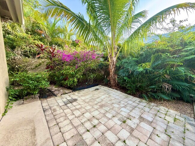Building Photo - 10921 Haydn Dr