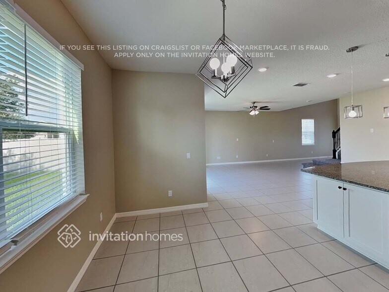 Building Photo - 2275 Bur Oak Blvd
