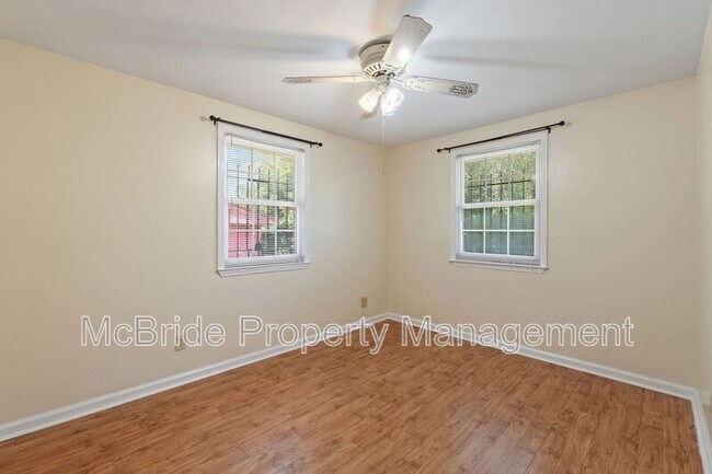 Building Photo - 1739 Cornell Dr