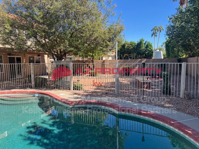 Building Photo - 4553 E Desert Cactus St