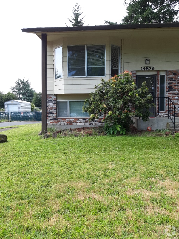 Building Photo - 14876 SE Taylor Ct