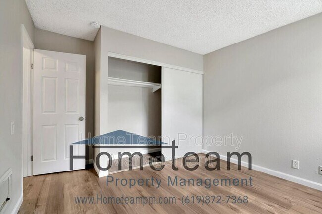 Building Photo - 8075 Caminito de Pizza