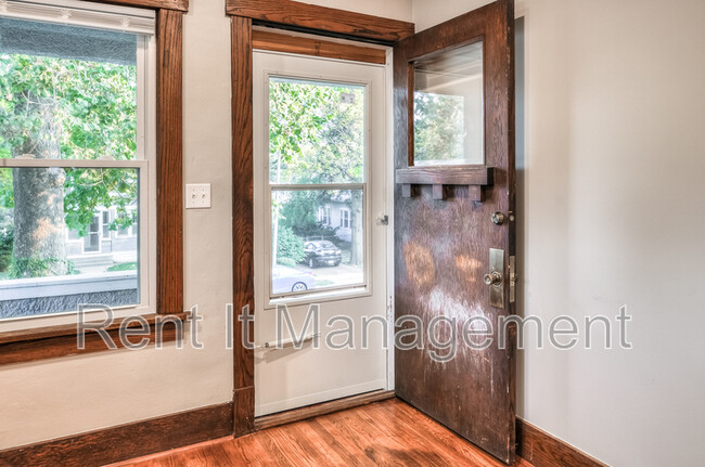 Building Photo - 4389 Mason St