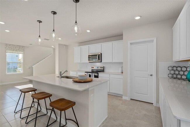 Building Photo - 10876 Waterwood Aly