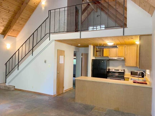 Building Photo - 3564 Gold Ridge Trail