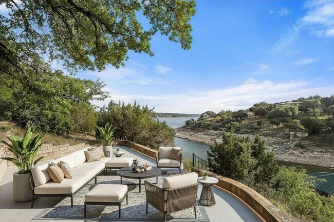 Building Photo - 17813 Kingfisher Ridge Dr