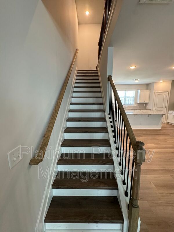 Building Photo - 1592 Laurel Blossom Walk