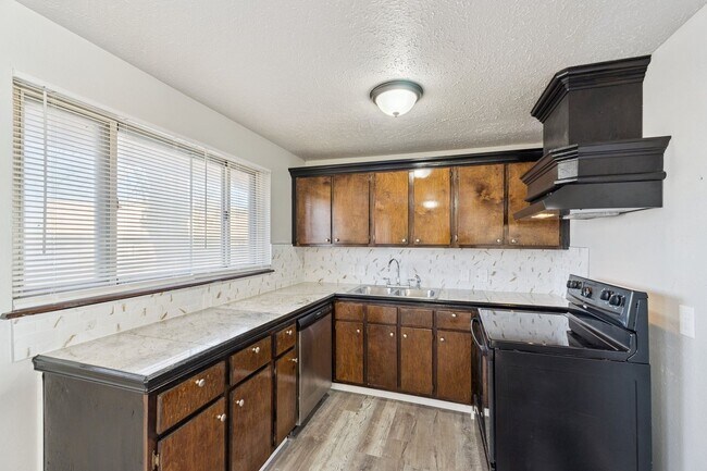 Building Photo - 3 bed, 1 bath home in Midwest city,Ok