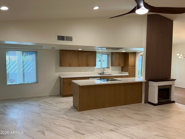 Building Photo - 5608 W Lupine Ave