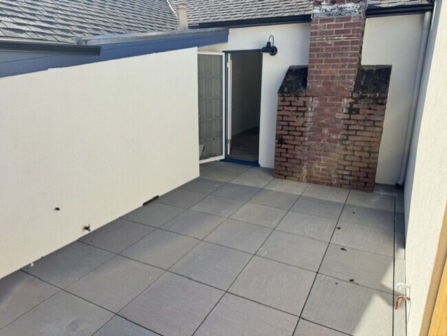 Building Photo - Charming 2 Bedroom/1 Bath House Downtown SLO