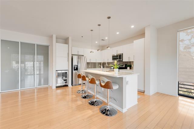 Building Photo - 4111 Gilbert Ave