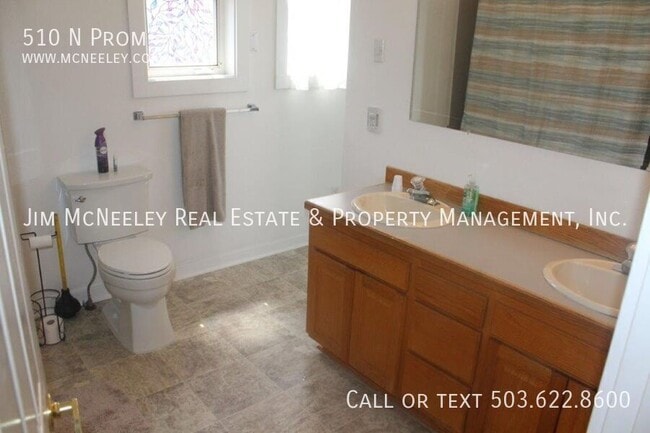 Building Photo - 510 N Prom-