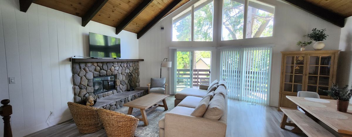 Building Photo - 28890 Cedar Dr