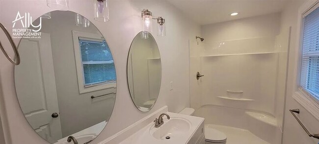 Building Photo - 290 Windfield Cir