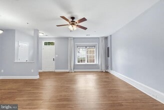 Building Photo - 832 Estuary Dr