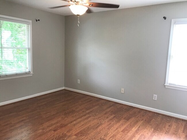 Building Photo - NW - Desirable Irving Park Two Story Home,...