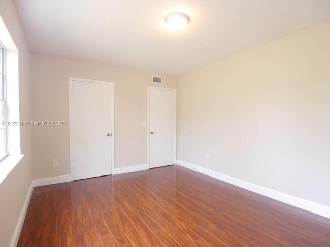 Building Photo - 6555 SW 59th Pl