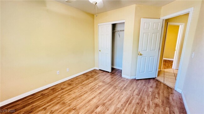 Building Photo - 3846 Waynesvill St