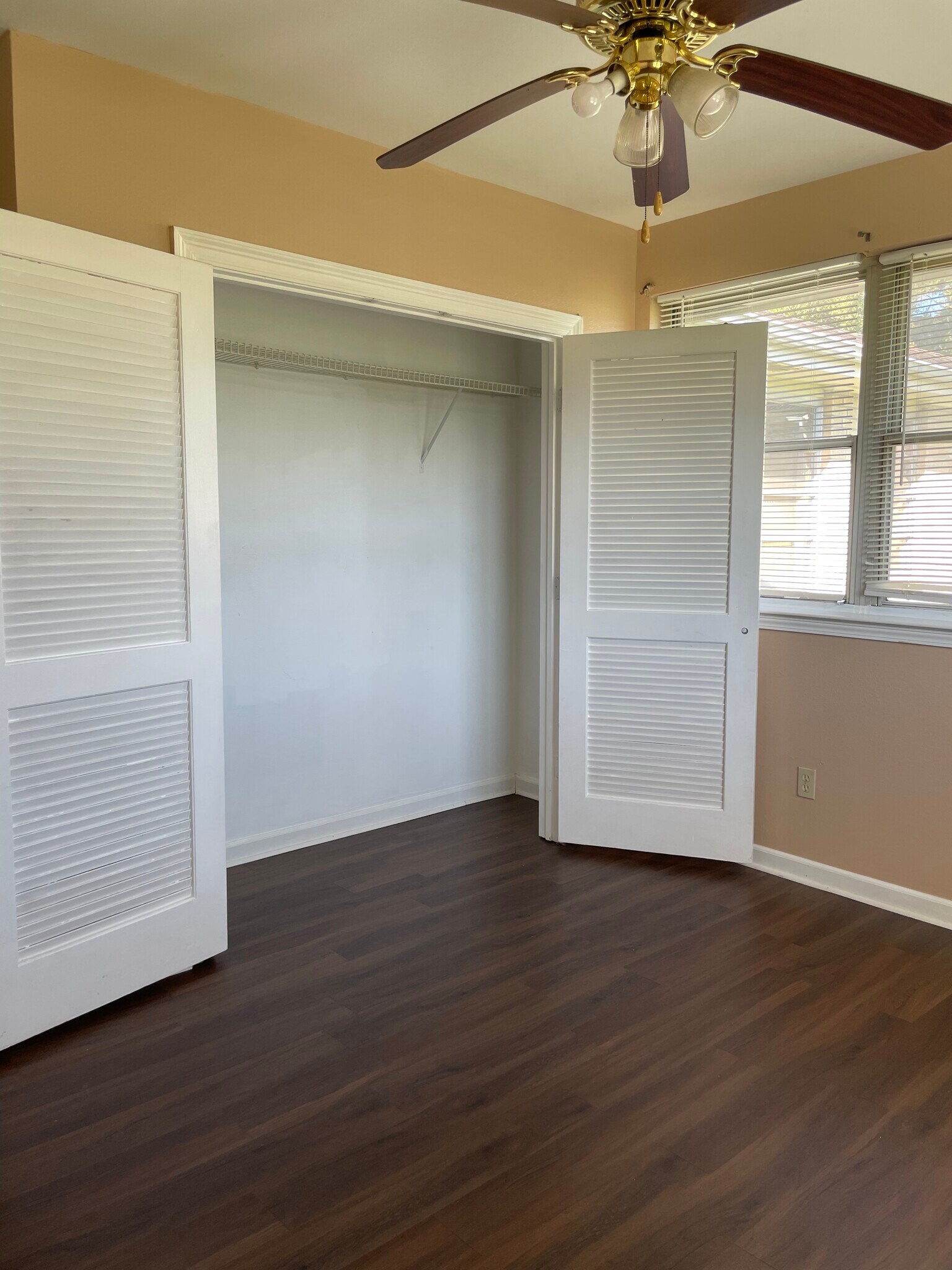 3rd bedroom_2 - 7925 Danube Rd