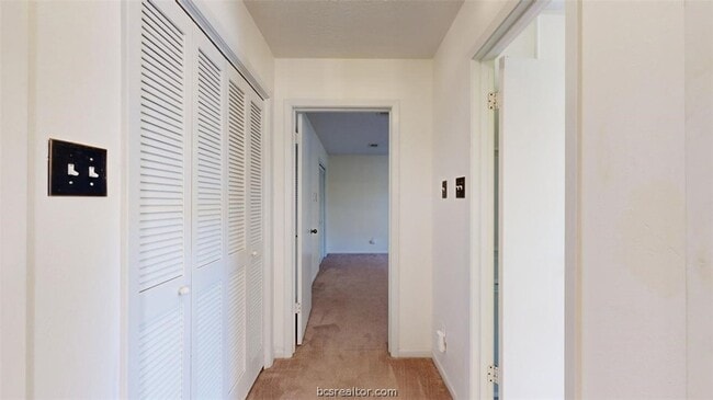 Building Photo - 3004 Gleneagles Ct