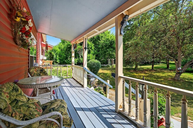 Building Photo - Price Reduction: Charming 3BR Farmhouse Re...