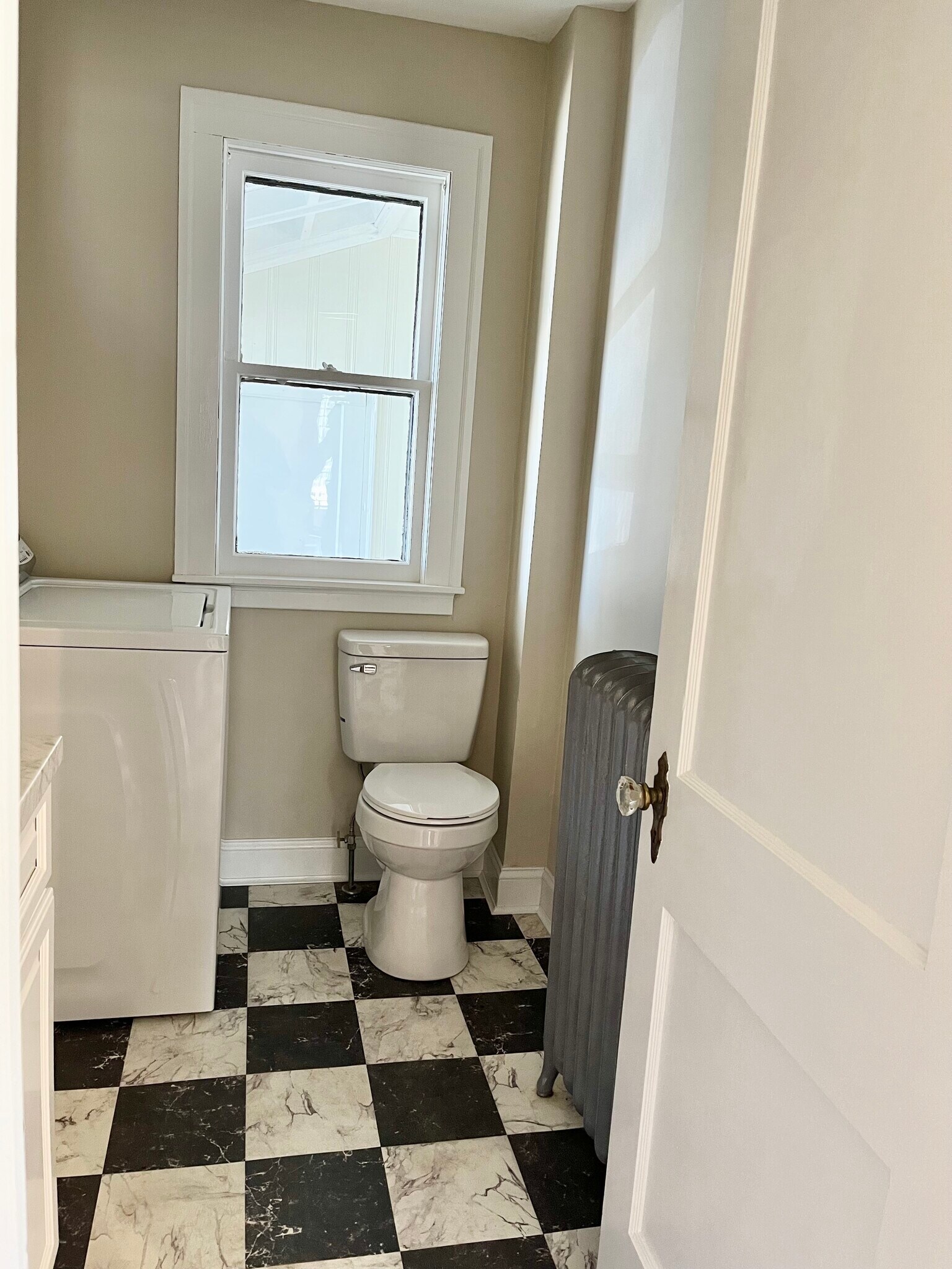 Main Floor Half Bath - 1465 Main St