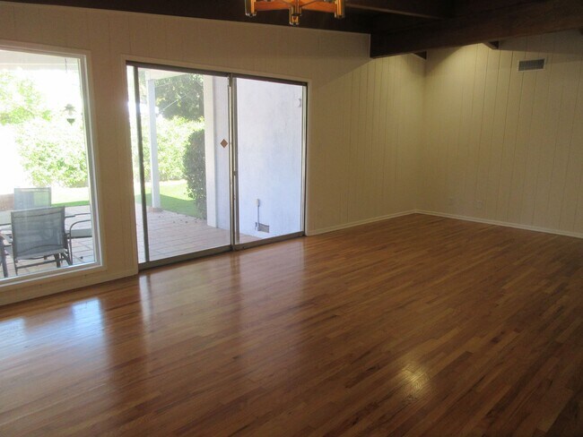 Building Photo - 13235 Cumpston St