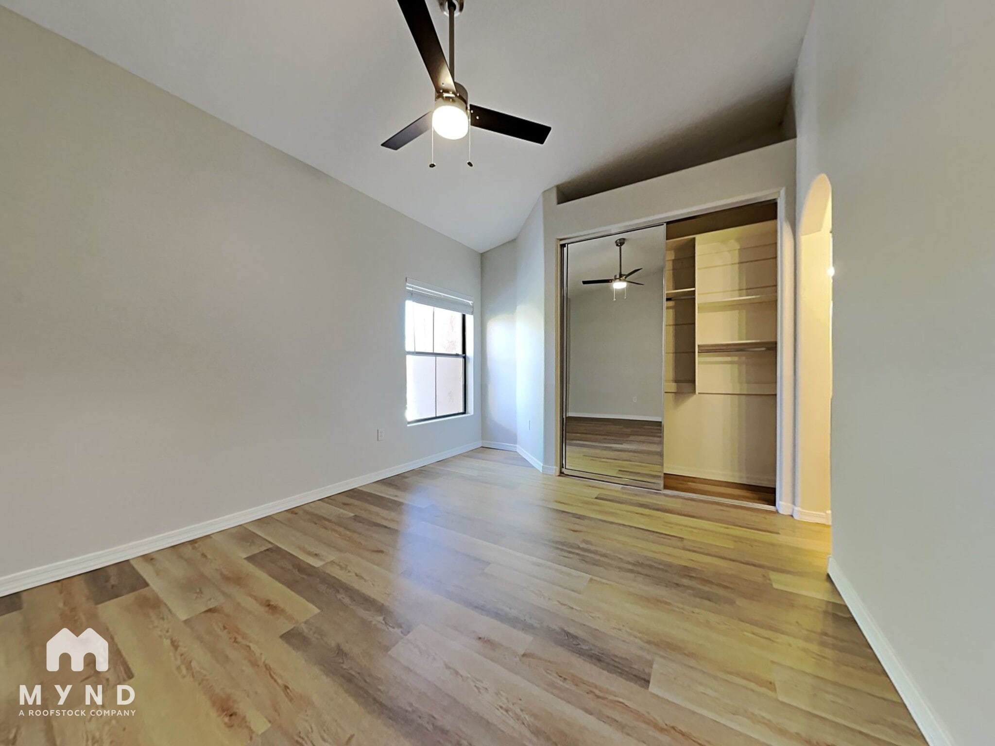 Building Photo - 1351 N Pleasant Dr