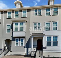 Building Photo - 6014 W S Jordan Pkwy