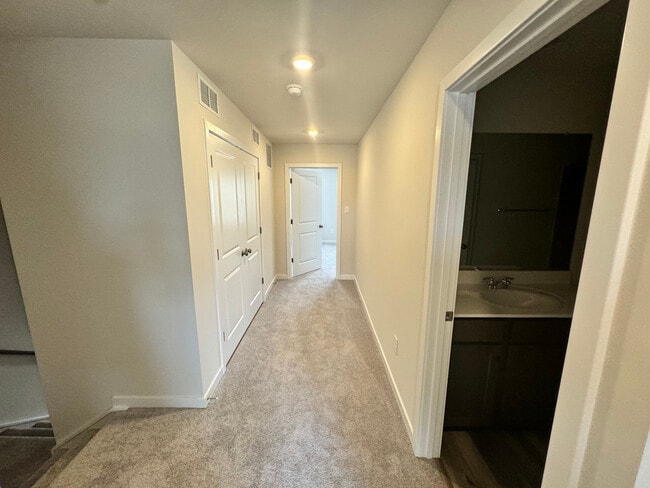 Building Photo - 6243 Jackline Run