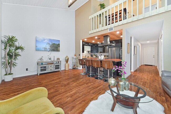Building Photo - NOW AVAILABLE - Furnished Villa in Riverbend!