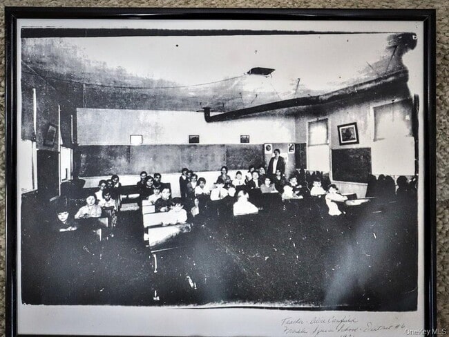 Building Photo - 6 Bart Bull Rd